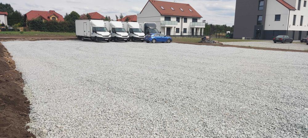 Parking do wynajęcia osobówki, bus, ciężarówki, Bielany Wrocławskie
