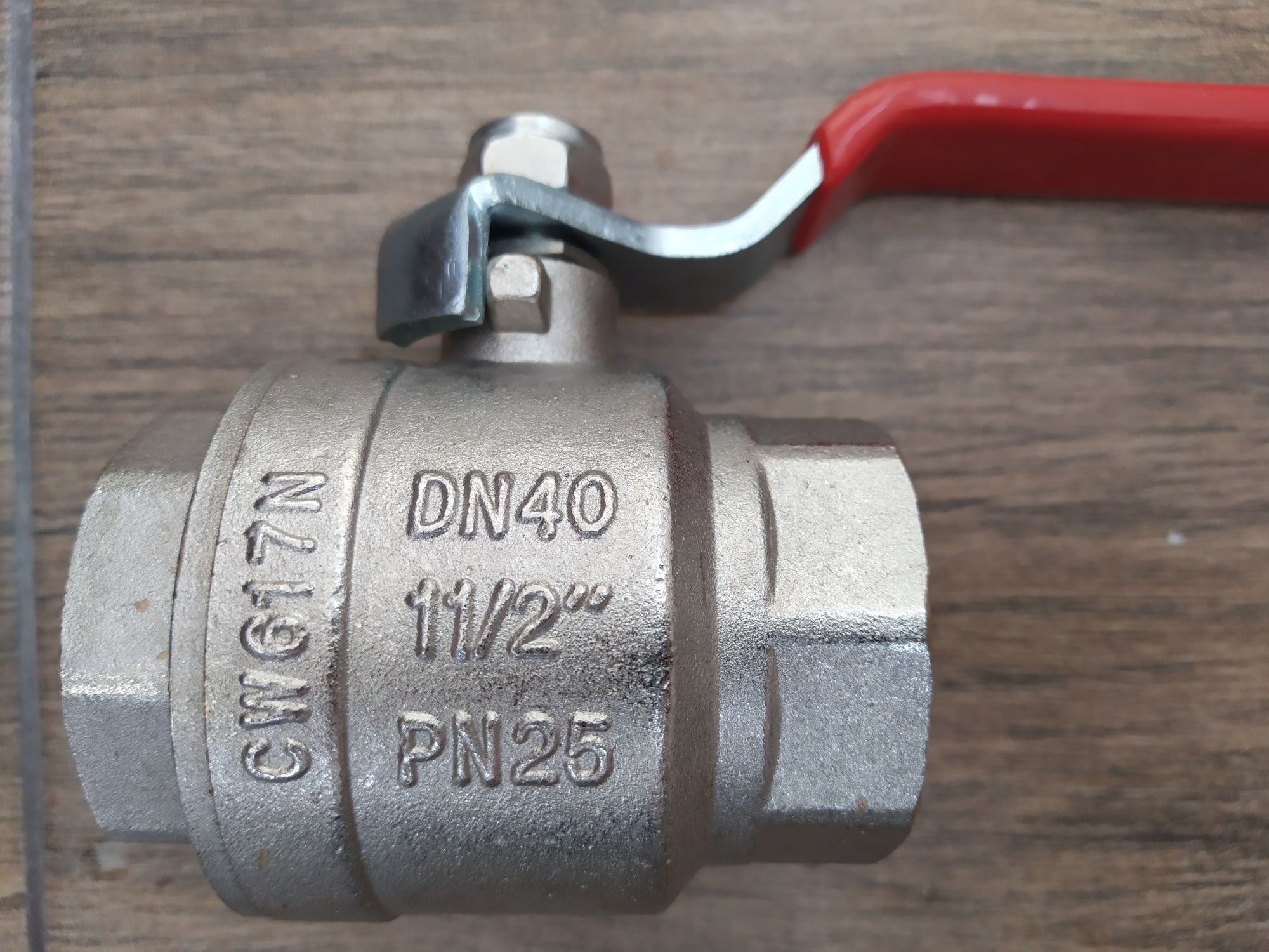 Кран кульковий вн/вн 1 1/2" dn40 pn25 Valtec VT.214.N.