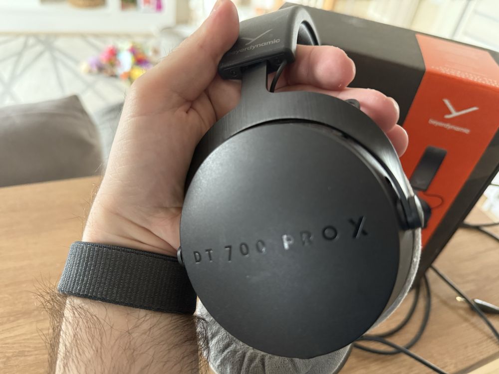 Навушники Beyerdynamic DT 700 Pro X Black