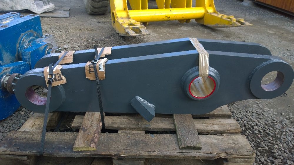 Kiwak do ładowarki Volvo L150/L180 z tuleją- stalowy