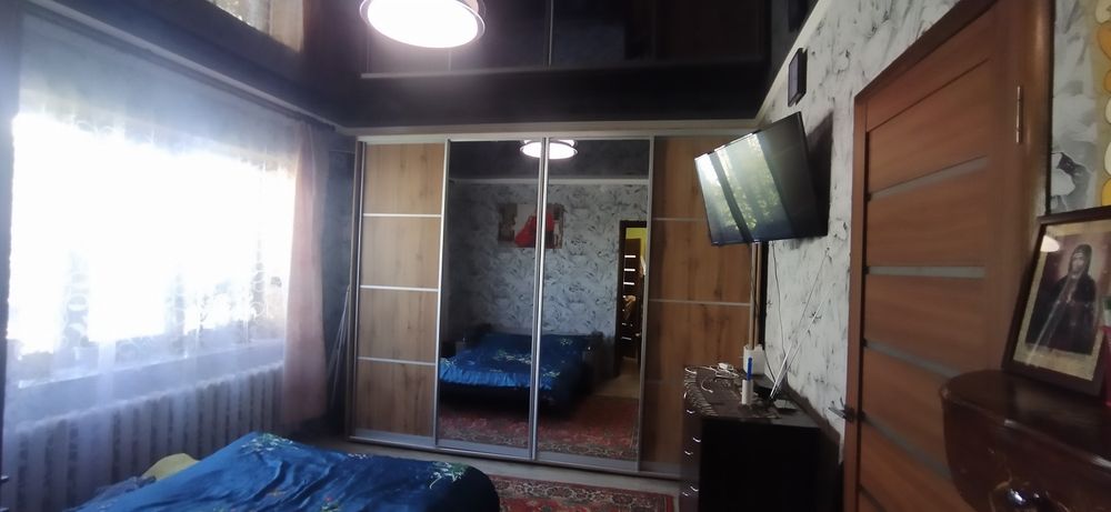 Продам будинок на два входи у Прилуках