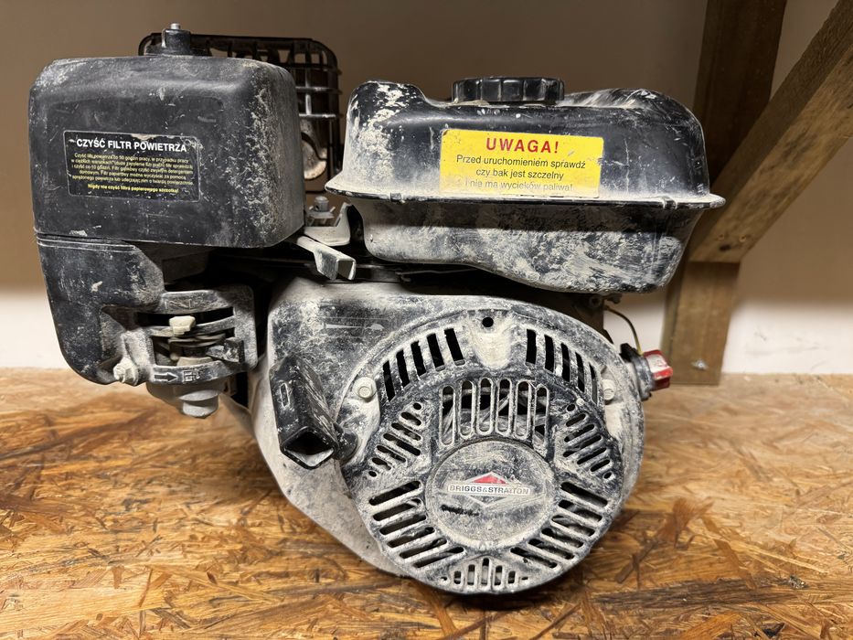 Silnik Briggs jak gx160 walek 20mm