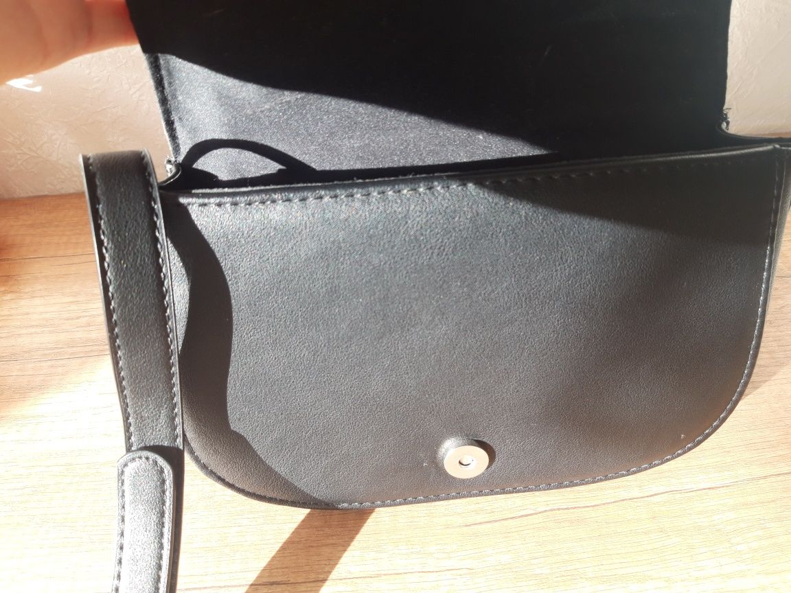 Torebka na ramię Stradivarius