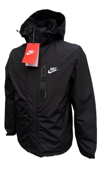 Демісезонна куртка NIKE. Мужские куртки