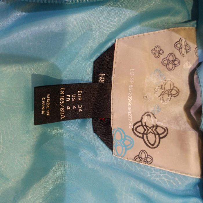 Жилетка демисезонная та спортивна, безрукавка