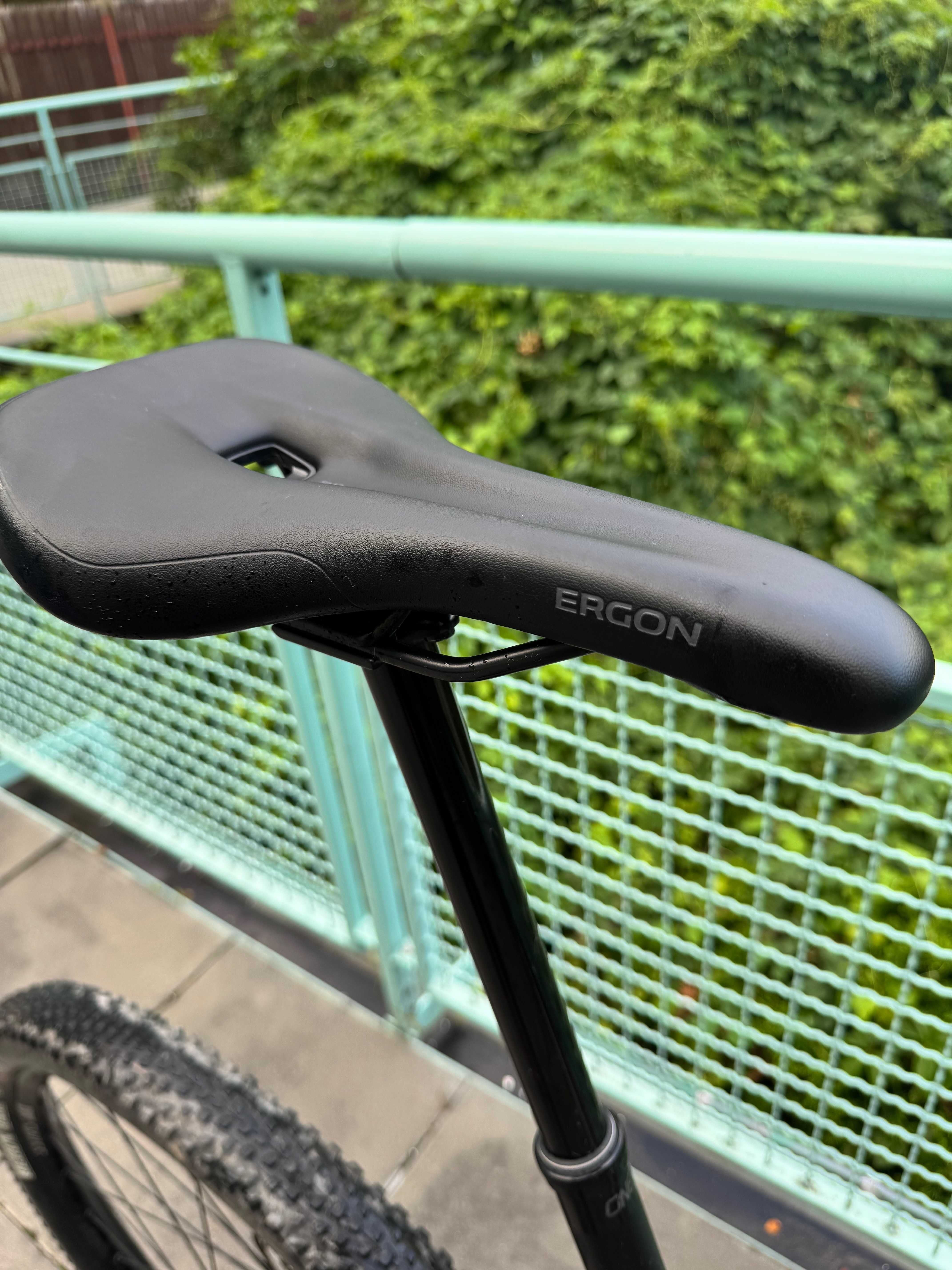 Orbea Oiz M30 2022  XL – FOX Kashima
