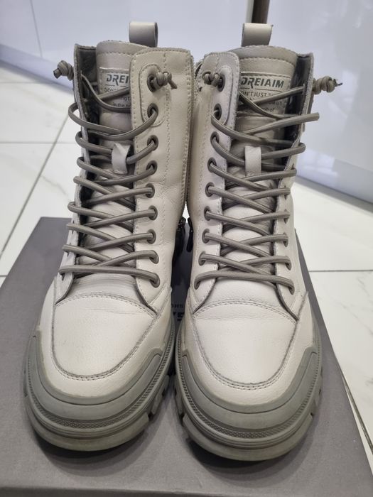 Шкіряні черевики ( кросівки)  зимові