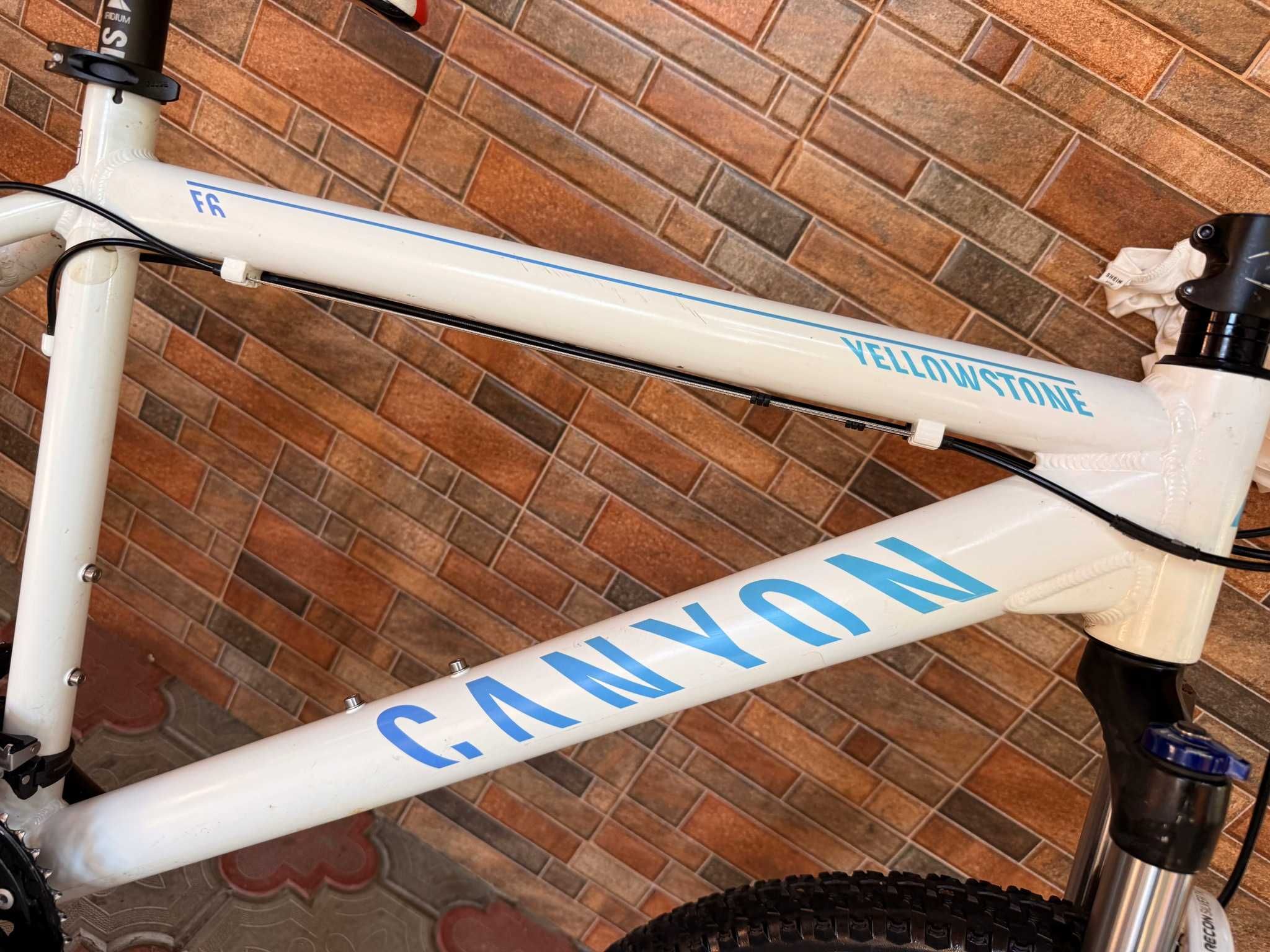 Велосипед CANYON 26"M-L" Shimano DEORE XT, ROCK SHOX Воздух Germany
