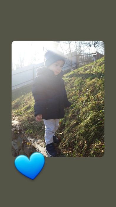 Курточка на флісі для хлопчика,розмір 92см,підійде на довше.Довжина 41