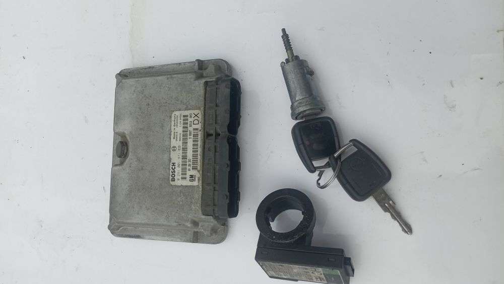 Opel Astra ll  G 2,0 diesel zestaw startowy Bosch DX0281. 0019. 71