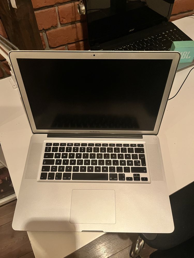 Apple MacBook 15 Pro nowy dysk SSD