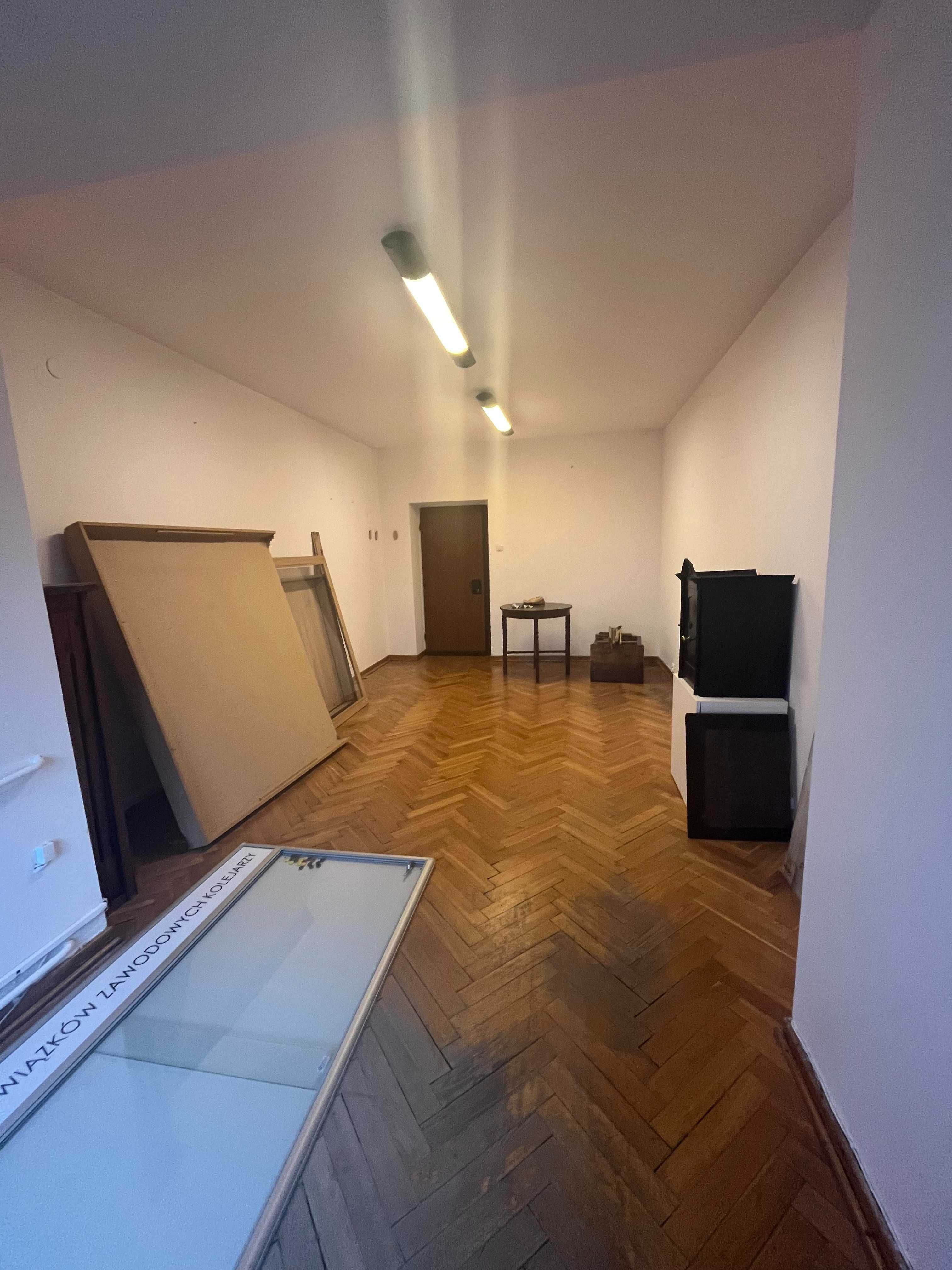 Lokal użytkowy 23,82 m2 (407)