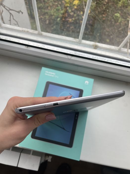 Планшет Huawei MediaPad T3 10 продаю