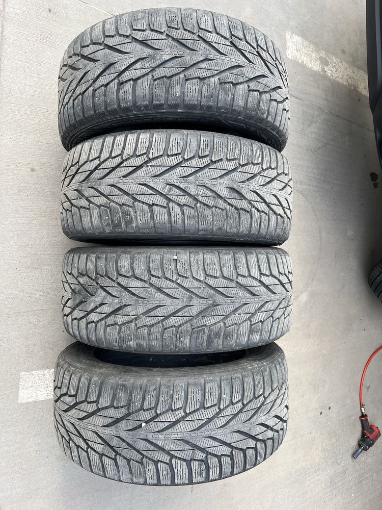 Nokian hakkapeliitta r2 109r suv 255 55 r18, bmw x5