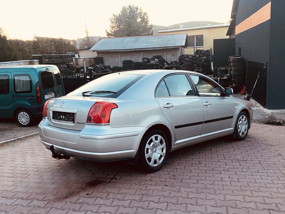 toyota avensis rok 2005 poj 1,8 przeb 178tyś AUTOMAT ZADBANY