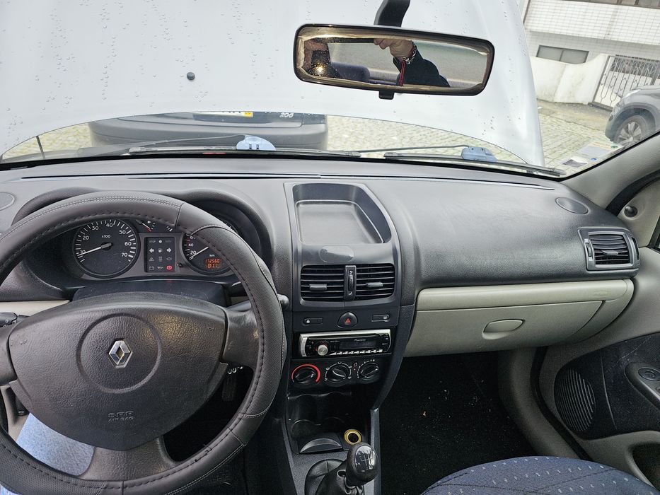 Renault Clio 2001 gasolina 1.2
