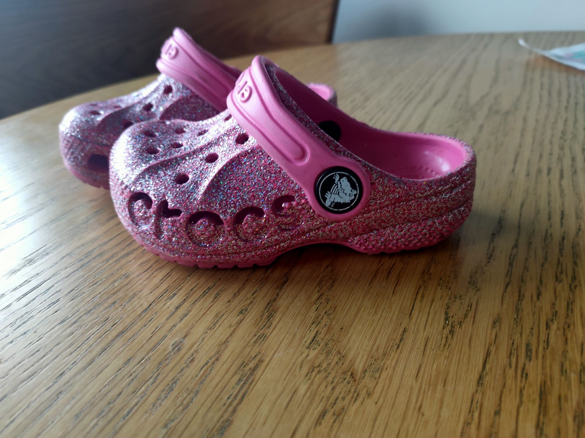 Crocs Baya Glitter Clog K - Rozmiar: C6 (ok. 22–23)