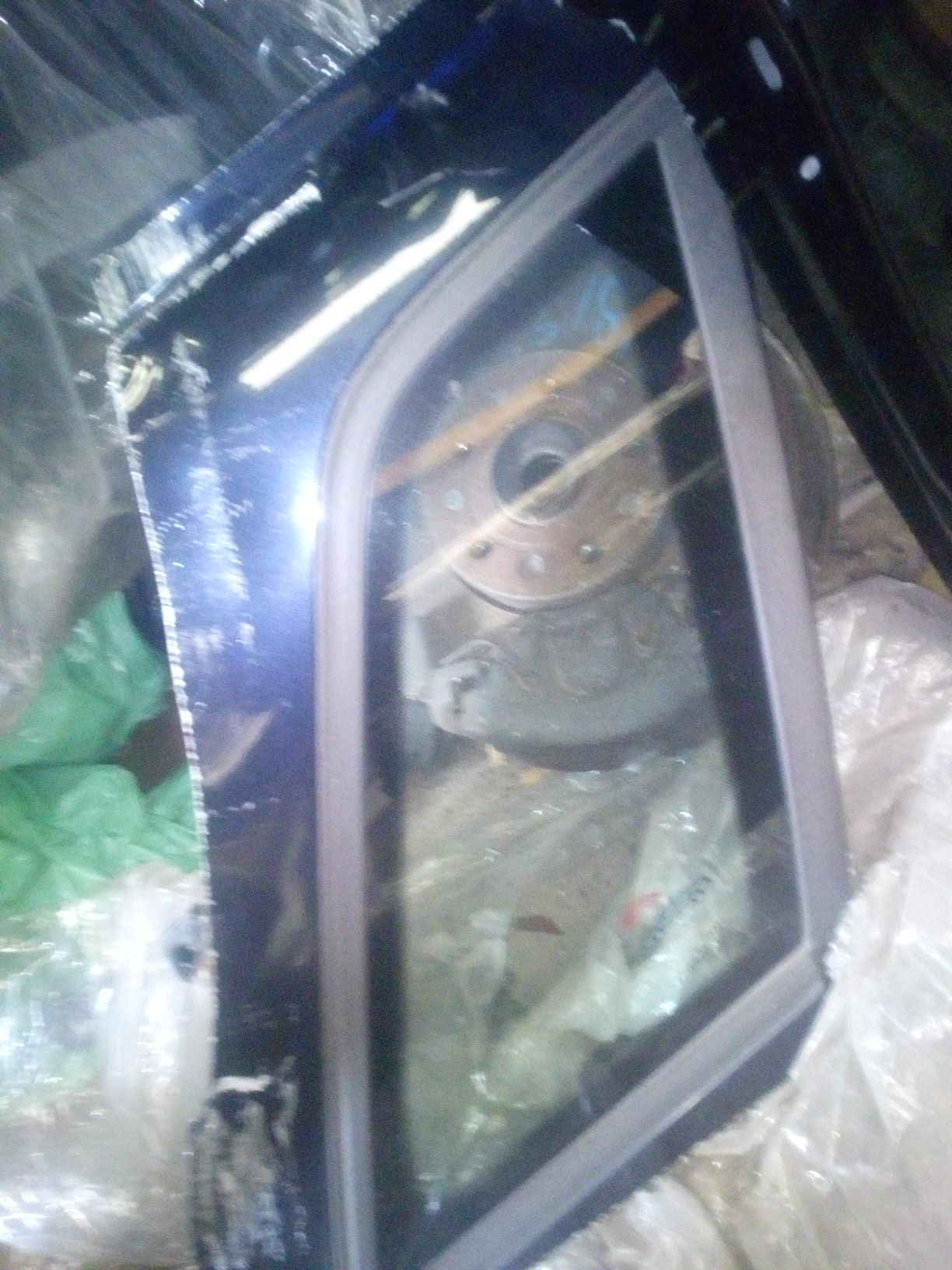 audi a3 8l 5d 5 drzwi szyba lewa karoseryjna karoseri tył mała prawa