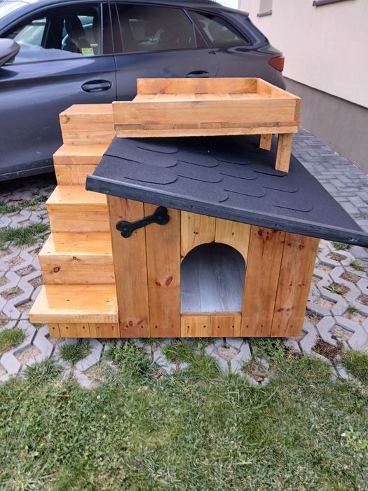 Buda dla psa ocieplana