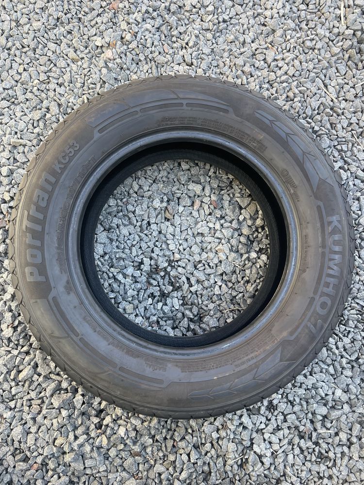Продам пару літніх шин Kumho 205/65 R16c
