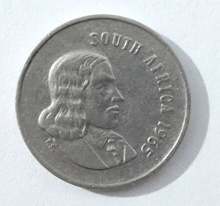 Moedas antigas: Cuba - 1 centavo 1946 / África do Sul- 5 cêntimos 1965