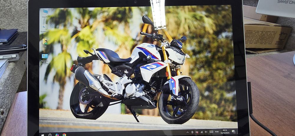 Microsoft Surface Pro 5 | i5-7300U | 12.3" | 256 GB SSD | Win 10 Pro