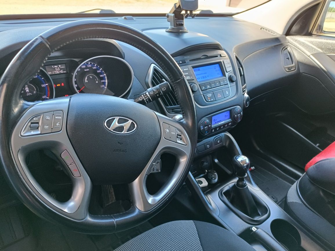 Hyundai ix35 2015r mały przebieg prywatny pierwszy właściciel 1.7crdi