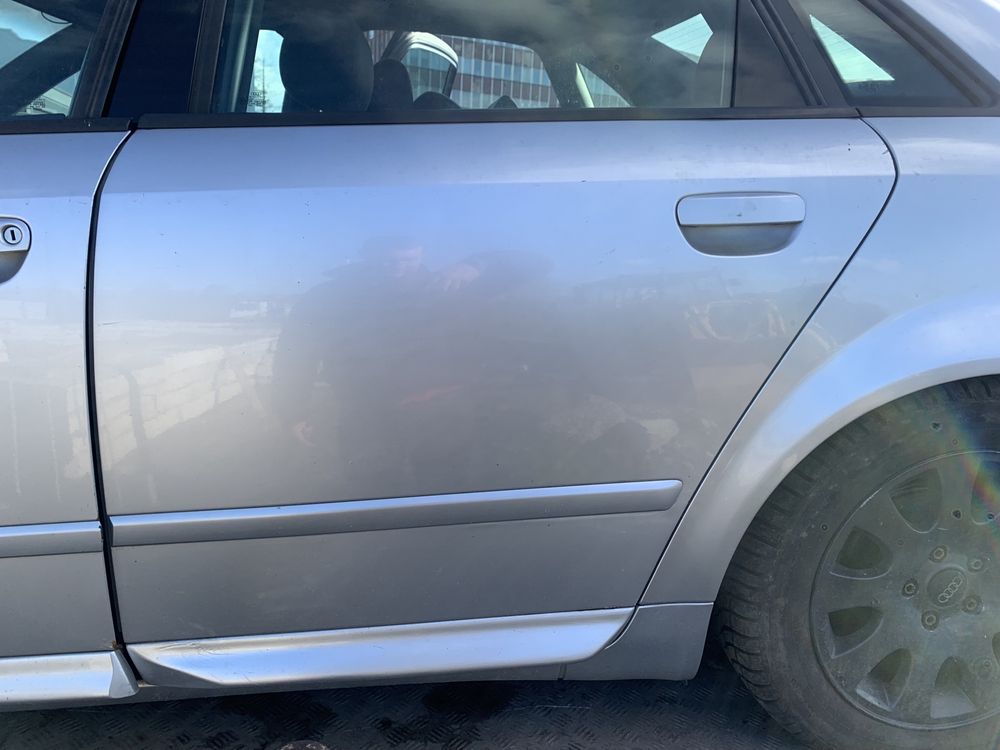 Audi A4 B6 S-Line drzwi lewe tylne lewy tyl srebrne
