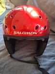 Kask narciarski  S/M firmy Salomon
