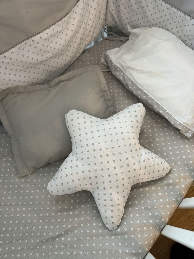 Cama e armario de bebe