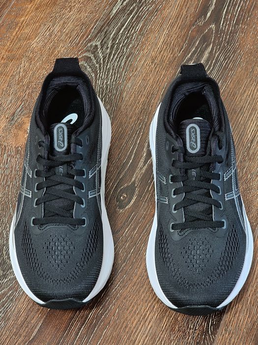 Оригінал 100%  жіночі кросівки asics gel kayano 31  euro 37.5