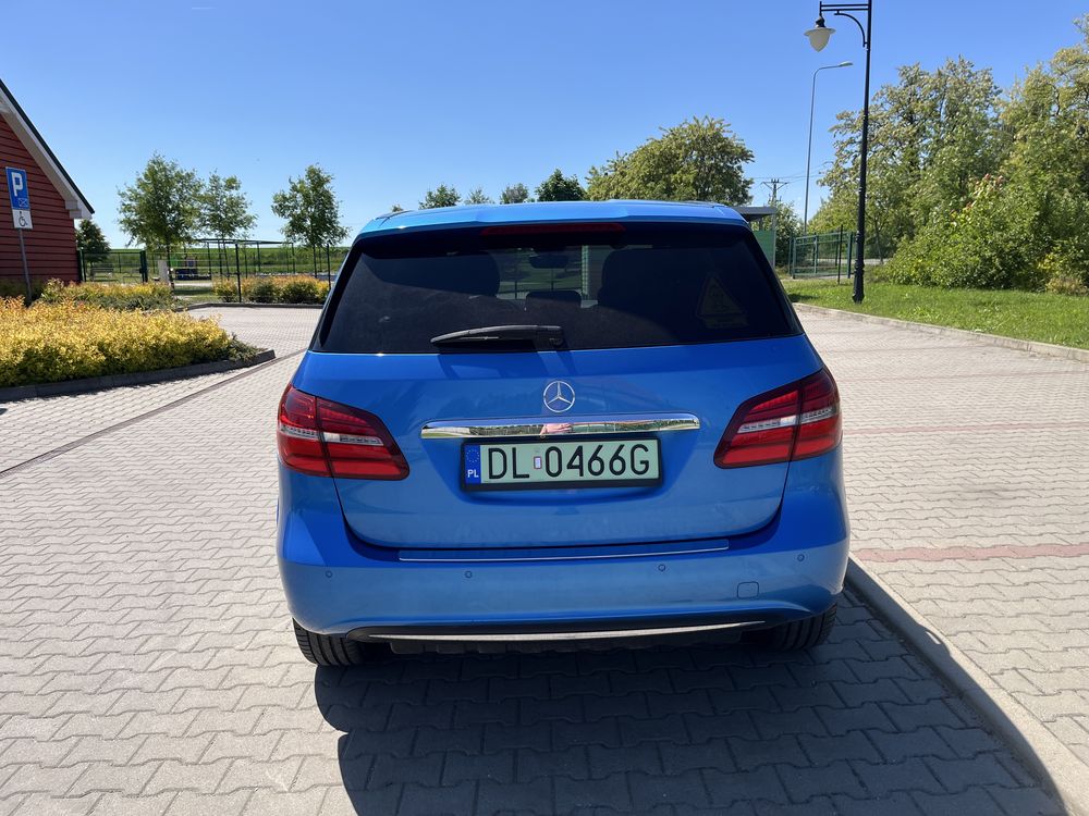 Mercedes B E-drive ELEKTRYCZNY - bezywpadkowy, kamera, skóry
