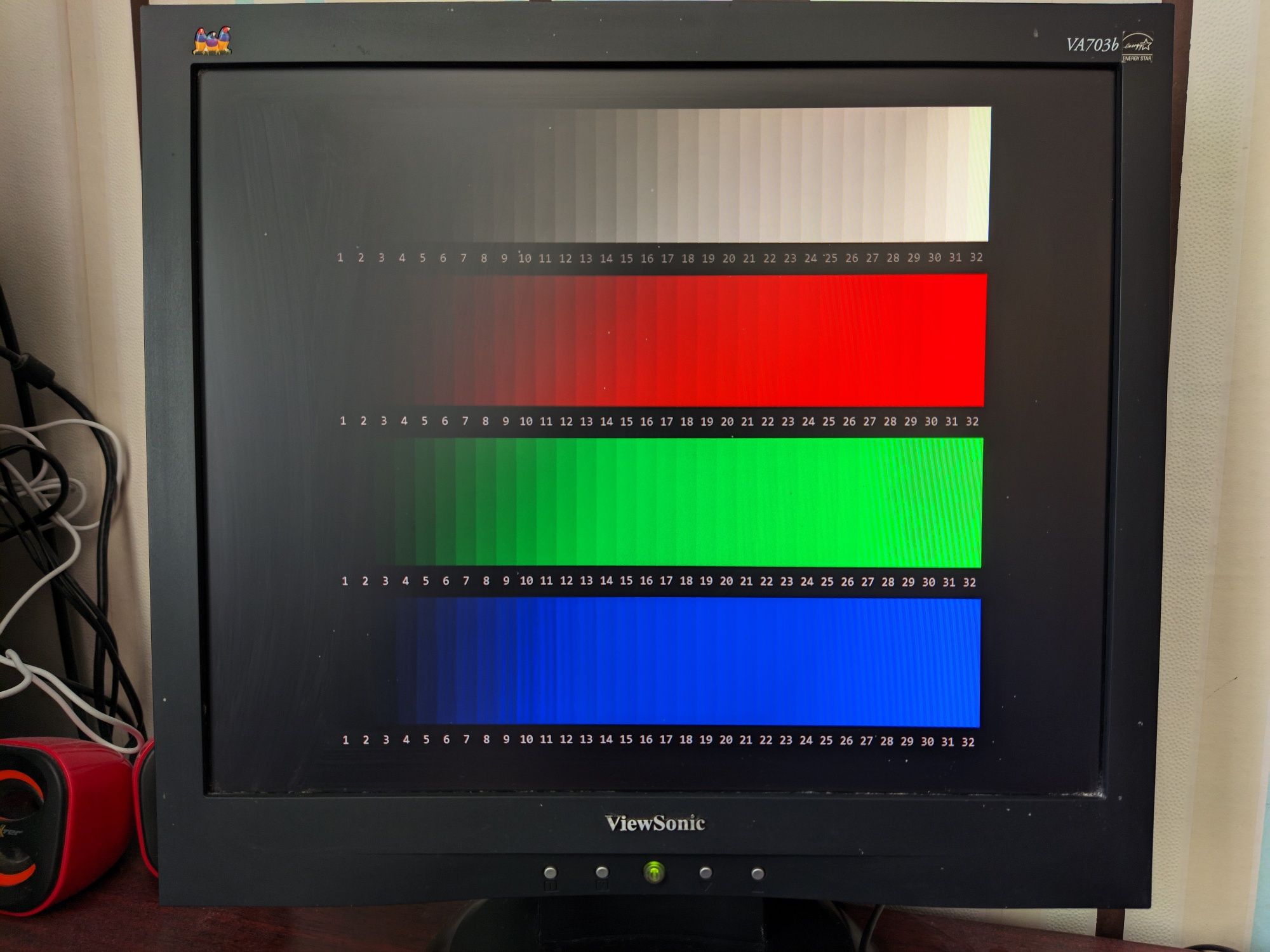 Монітор 17" ViewSonic VA703B