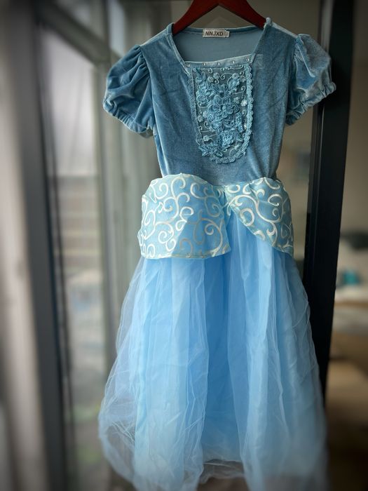 сукня блакитна 122