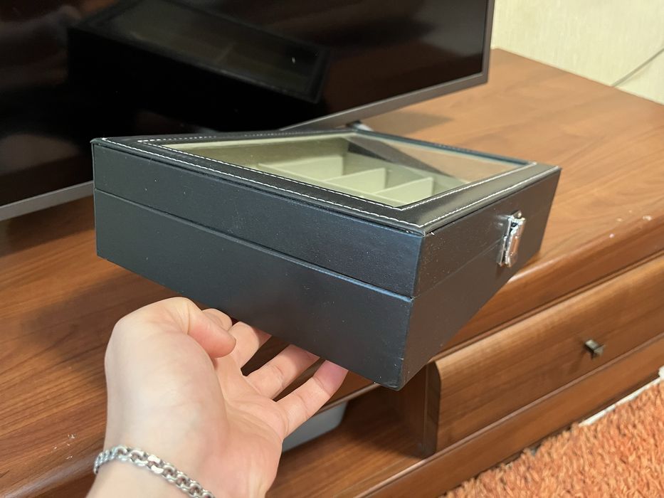 Футляр для окулярів