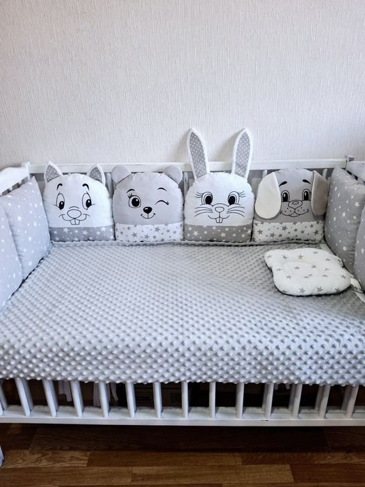 Бортики в дитяче ліжечко. Защитные бортики в детскую кроватку.Бортики