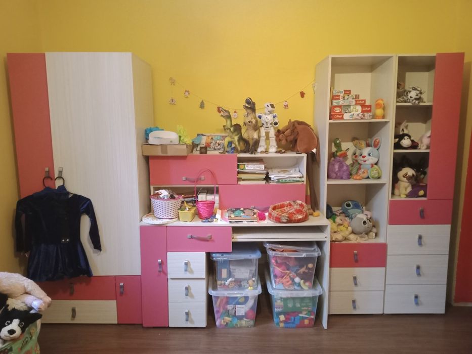 Zestaw mebli dziecięcych/ młodzieżowych