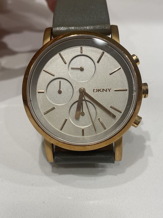 Zegarek DKNY – elegancki, klasyczny, unisex