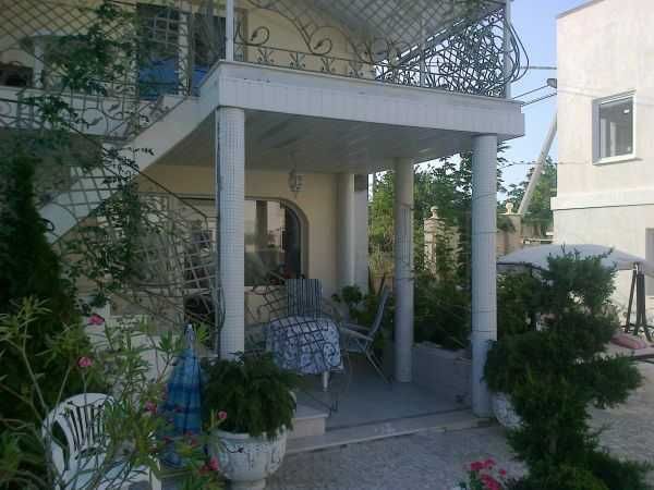 Апартамент-студіо рядом с магазинами  и НП  под Черноморском