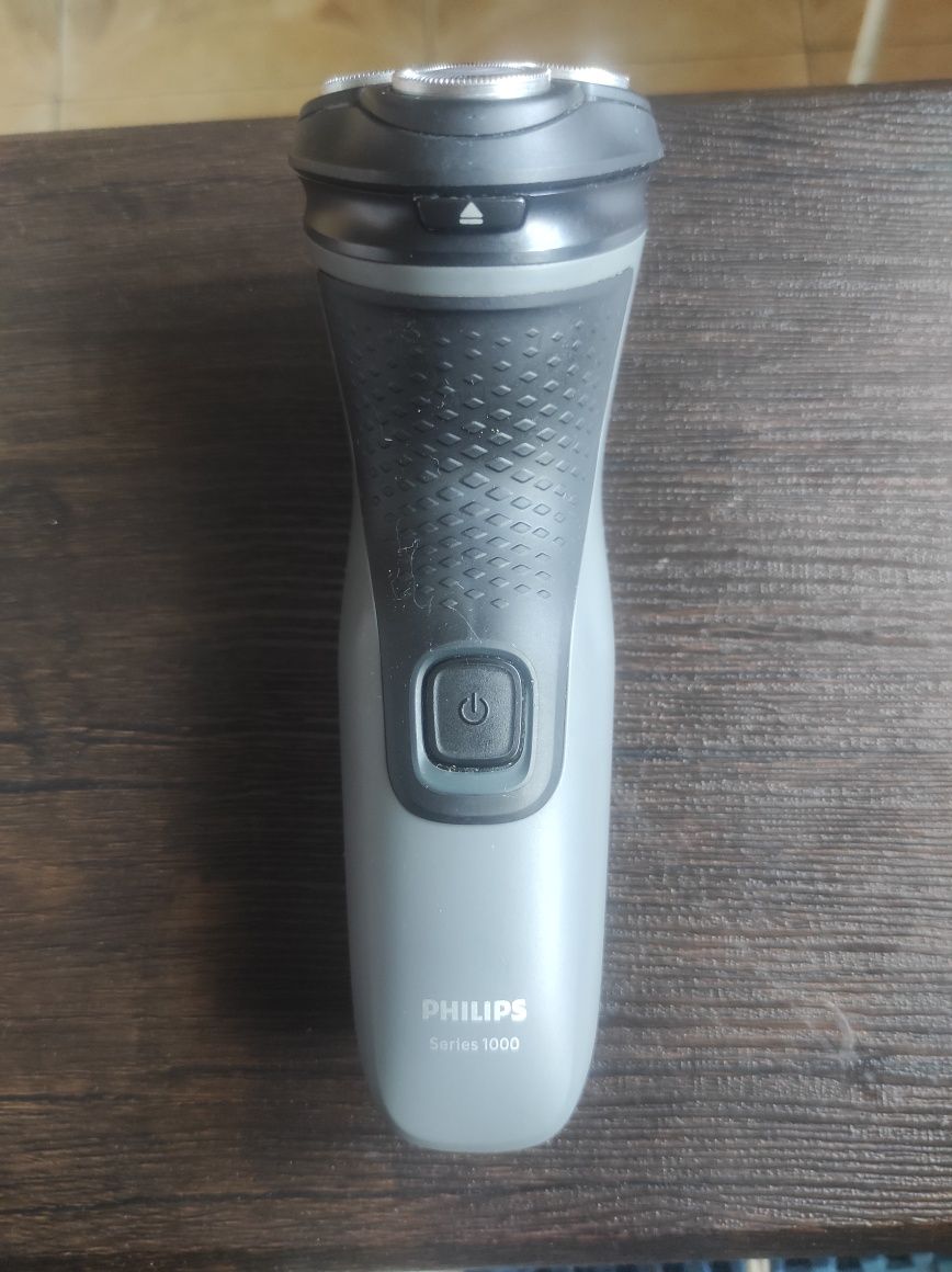 Бритва PHILIPS Series 1000