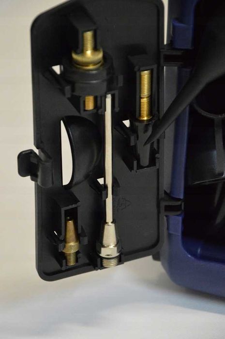 Kompresor Turystyczny ATROX 230V 1.1kW BEZOLEJOWY 8BAR 180L + końcówki