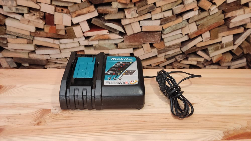 Ładowarka Makita DC18RC, szybka, w dobrym stanie