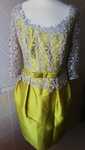 Vestido de cerimónia em amarelo mostarda