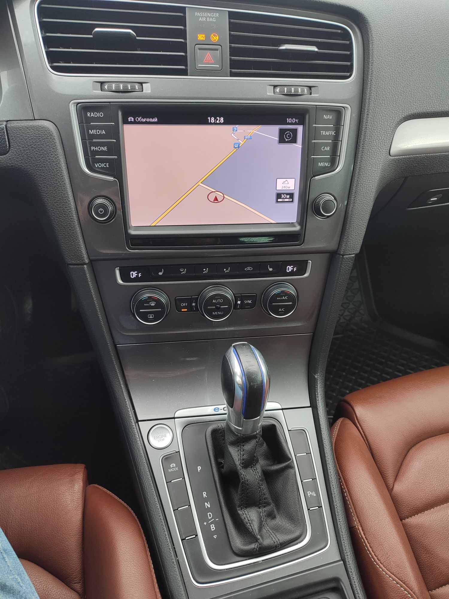 е-GOLF 2015 р. 24кВ. 116 тис.прб.