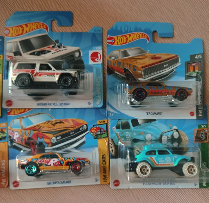 Hot wheels corvette camaro volvo Nissan ford el Camino