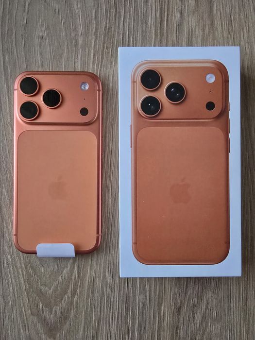 IPhone 17 Pro 256 GB Cosmic Orange