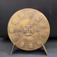 Medalha de bronze alusiva aos monumentos da Madeira
