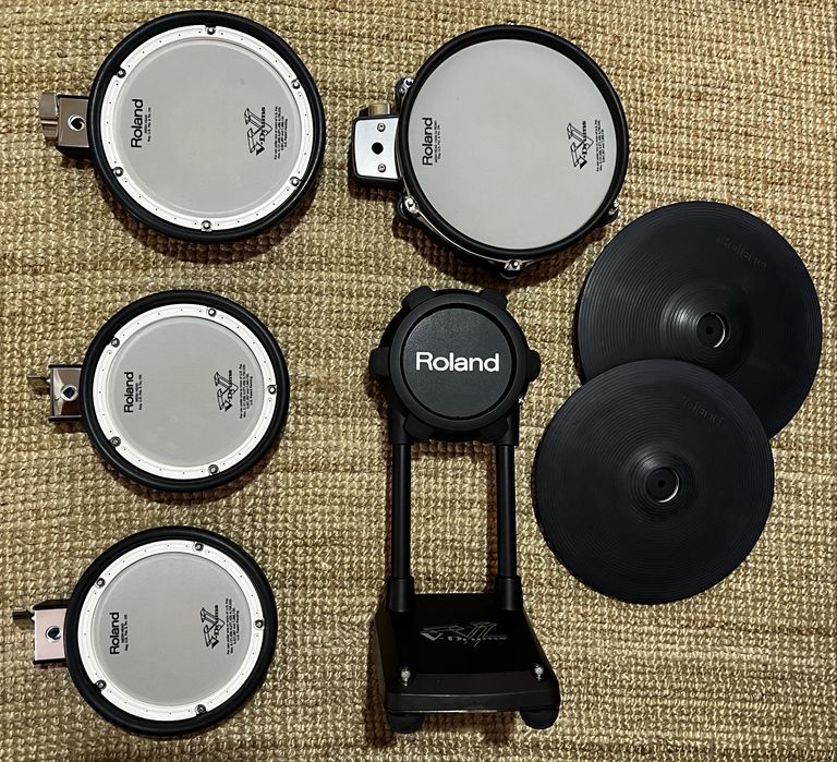 Material de Bateria ROLAND como NOVO