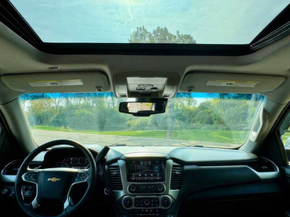 Chevrolet Tahoe      2015