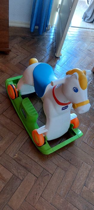 Cavalo com som 2 a 5 anos